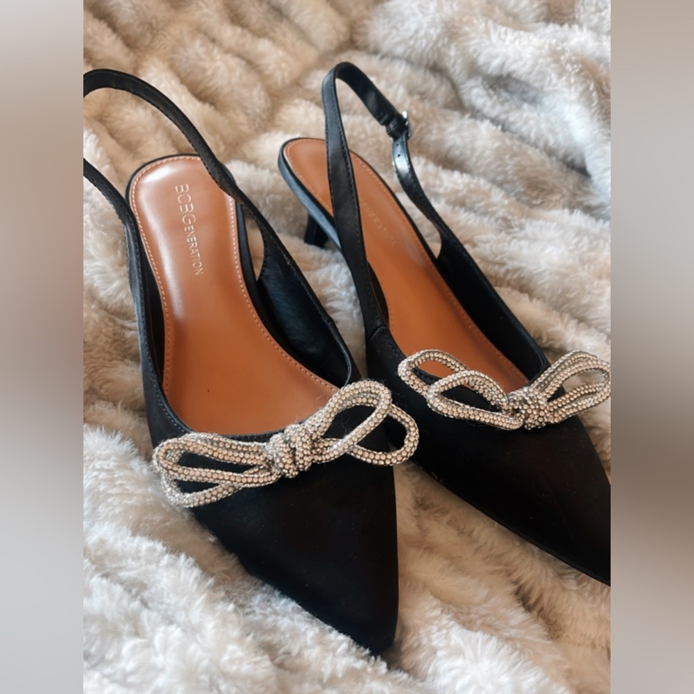 BCBGeneration black kitten heels with rhinestone bows 6.5